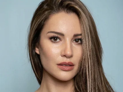 Can Yaman shares touching photo in memory of Ece İrtem after the tragedy RUSSPAIN.com
