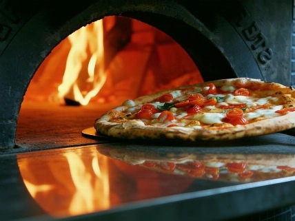 Motors, food, and Italian flair take over Seville’s Casino de la Exposición RUSSPAIN.com
