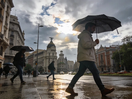 Madrid faces shifting skies and scattered rain as temperatures climb RUSSPAIN.com