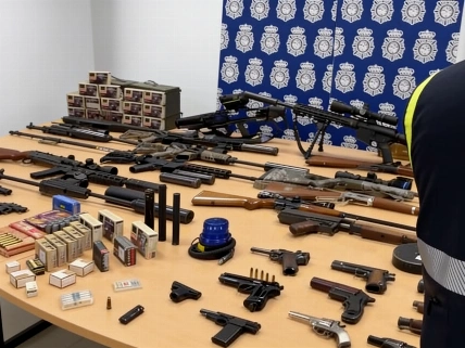 Luxury cars seized as Málaga targets criminal fuel empire RUSSPAIN.com
