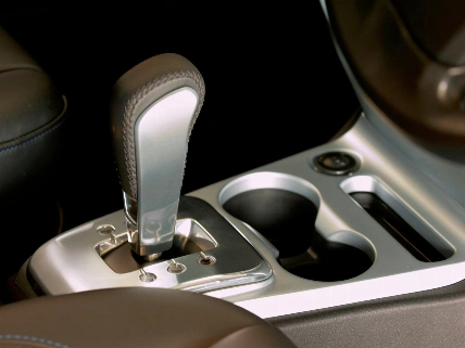 UK Club Pushes for Fast-Track Manual License for Automatic Drivers RUSSPAIN.com