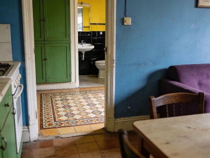 A Madrid home turns family memory into bold interior design RUSSPAIN.com