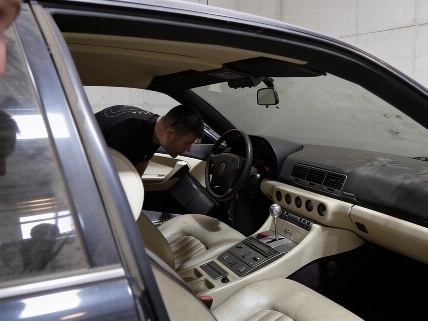 YouTuber buys abandoned Ferrari 456 for £10,000 RUSSPAIN.com