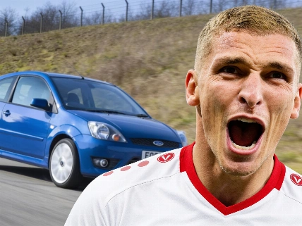 Stuttgart Midfielder Rejects Mercedes, Drives 20-Year-Old Ford Fiesta RUSSPAIN.com