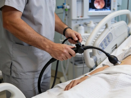 High-risk polyp checks may safely move to five years RUSSPAIN.com