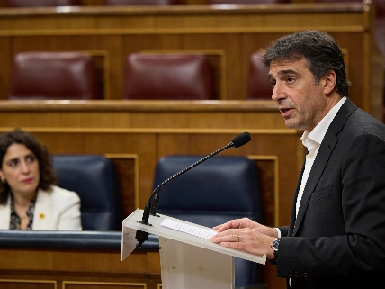 Feijóo and Muñoz clash over Spain’s pension future RUSSPAIN.com