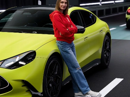 Mercedes-AMG GT Coupé 4-Door Ushers in Electric Performance Era RUSSPAIN.com