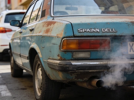 Aging Cars Drive Pollution Surge in Spain RUSSPAIN.com
