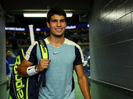 Carlos Alcaraz exits US Open after intense battle with Shelton RUSSPAIN.com