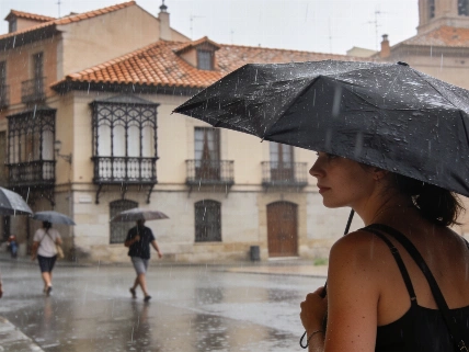 Rain and High Humidity Set the Tone for Valencia Weather Shift RUSSPAIN.com