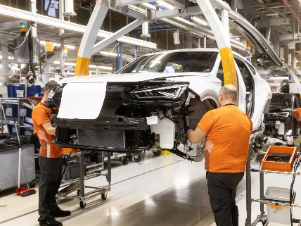 Volkswagen Announces 50,000 Job Cuts, Leaves Seat’s Future Unclear RUSSPAIN.com