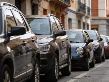 Spanish cities gain power to raise street parking fees for large cars RUSSPAIN.com