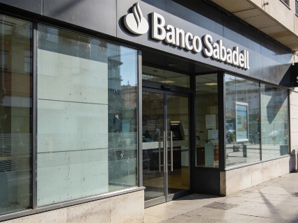 Sabadell Builds a Defensive Shareholder Bloc With BPCE RUSSPAIN.com