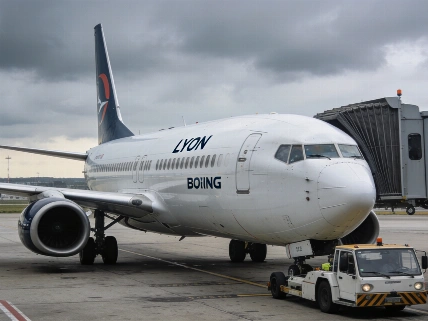 Ibiza Red Alert Diverts Flights and Closes Airport Road RUSSPAIN.com