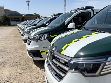Guardia Civil adds 70 Renault vans to accident investigation fleet RUSSPAIN.com