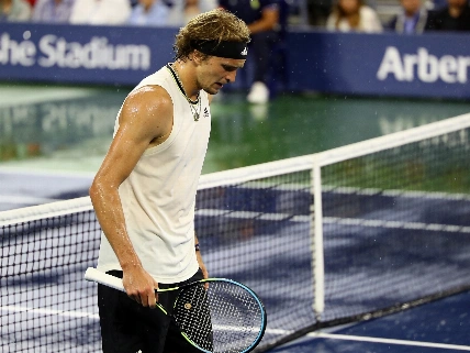 Alexander Zverev Battles Through Five Sets in Rain-Delayed U.S. Open RUSSPAIN.com