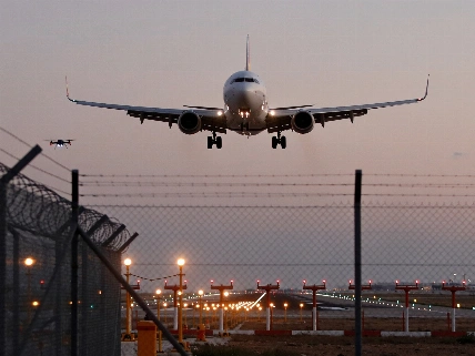 Drone delays Iberia landing in Melilla RUSSPAIN.com