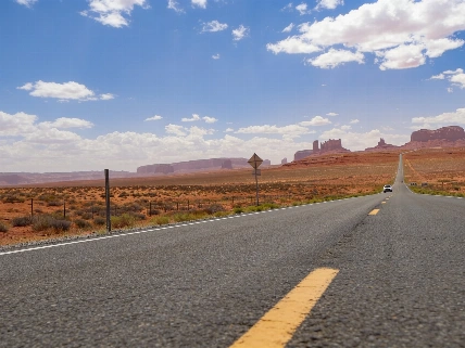 US House votes to require AM radio in all new cars RUSSPAIN.com