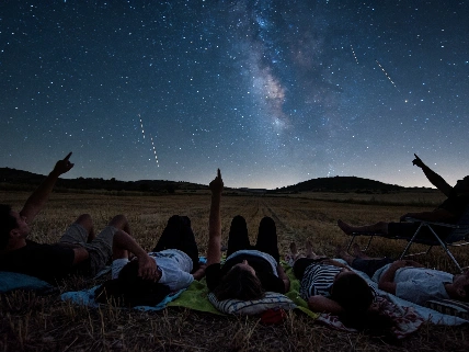 Perseids 2026: Meteor Shower and Total Solar Eclipse Align Over Spain RUSSPAIN.com