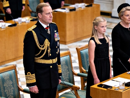Haakon VIII Sworn In Without Queen Mette-Marit Amid Health Crisis RUSSPAIN.com
