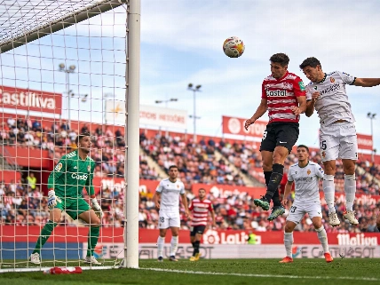 Girona and Castellón meet at Montilivi with promotion on the line RUSSPAIN.com