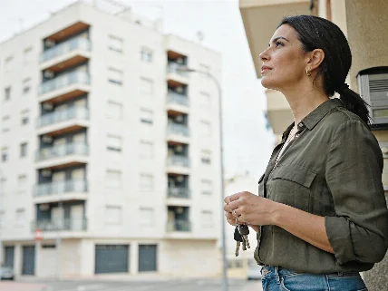 Authorities discuss new regulations for subsidized housing and price controls RUSSPAIN.com