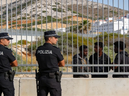 Trump criticizes Spain over Ceuta migrant crisis and defense spending RUSSPAIN.com