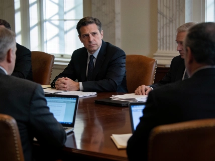 Warsh faces critical test as Fed prepares for first rate hike in years RUSSPAIN.com