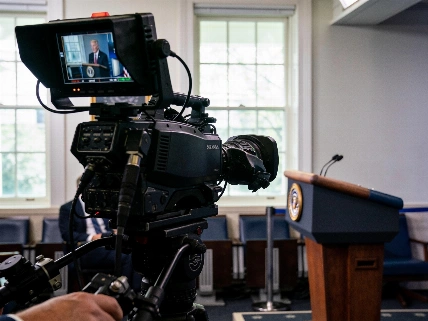 Trump TV puts White House messaging under direct control RUSSPAIN.com