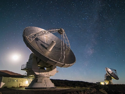 Canary Islands Telescopes Detect Gamma Signal from 8 Billion Light-Years Away RUSSPAIN.com