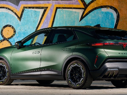 Cupra Raval VZ takes the lead in Car and Driver's new issue RUSSPAIN.com