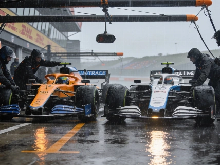 Rain Disrupts Final Dutch Grand Prix as Norris Takes Pole RUSSPAIN.com