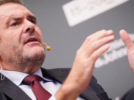 Spanish pharmacies face foreign takeover threat RUSSPAIN.com