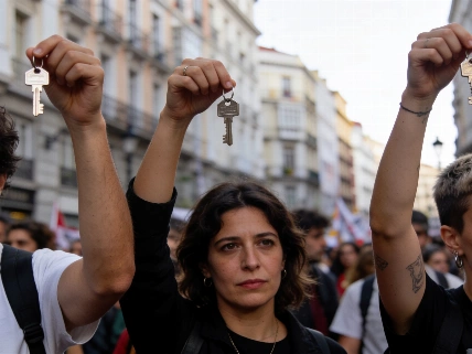 Spain's Housing Anger Reaches the Streets RUSSPAIN.com