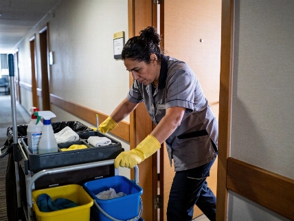Hotel Cleaners in Spain Push for Early Retirement Amid Harsh Work Conditions RUSSPAIN.com
