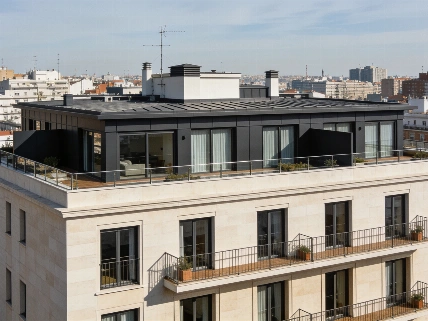 Madrid assembly blocks scrutiny of Ayuso penthouse purchase RUSSPAIN.com
