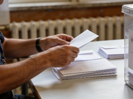 Ombudsman takes Ley de Nietos voting dispute to Constitutional Court RUSSPAIN.com