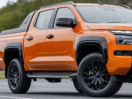 Mitsubishi L200 returns to Europe with a bold new diesel pickup RUSSPAIN.com