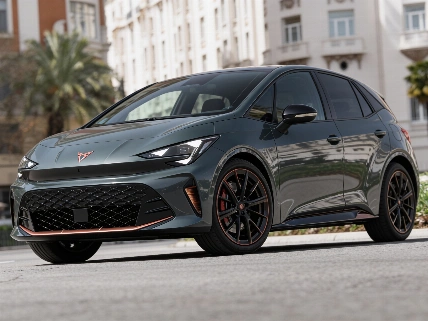 Cupra Born VZ shakes up electric hatchbacks with 326 horsepower RUSSPAIN.com