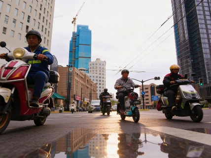 China orders sweeping safety crackdown on electric and smart cars RUSSPAIN.com