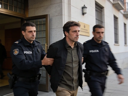 Fourth arrest follows ideological attack on Oviedo housing camp RUSSPAIN.com