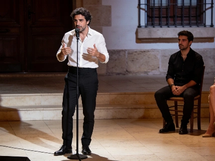 Miguel Poveda Brings Lorca's Voice to Life on El perro andaluz RUSSPAIN.com