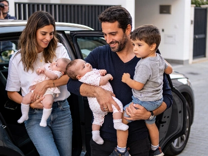 Alejandra Rubio and Carlo Costanzia Return Home With Newborn Daughter RUSSPAIN.com