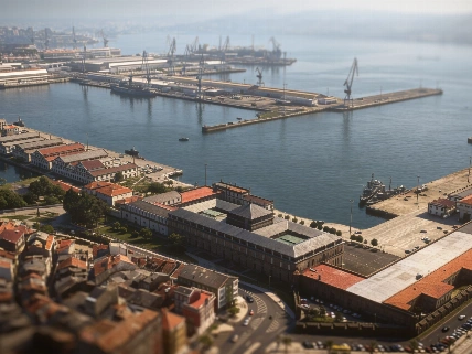 Chinese car giant triggers security fears near Spanish naval base RUSSPAIN.com