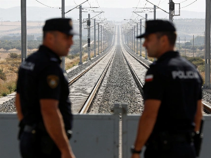 Urda rail crash zone sealed off by investigating judge RUSSPAIN.com