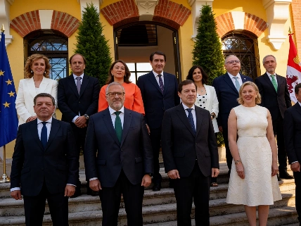 Castilla y León ministers lay bare their homes, cars, and debts RUSSPAIN.com