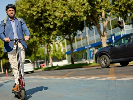 Electric scooters fail to deliver on green city promises RUSSPAIN.com