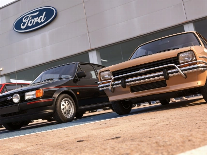 Ford Fiesta owners bring a 50th anniversary convoy home RUSSPAIN.com