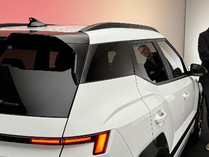 Hyundai Adds a Full Hybrid to the 2027 Bayon RUSSPAIN.com