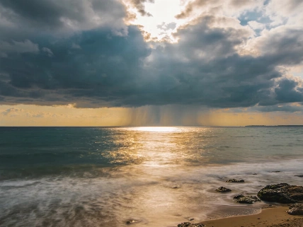 Spain's All Saints bridge set for mostly settled weather RUSSPAIN.com